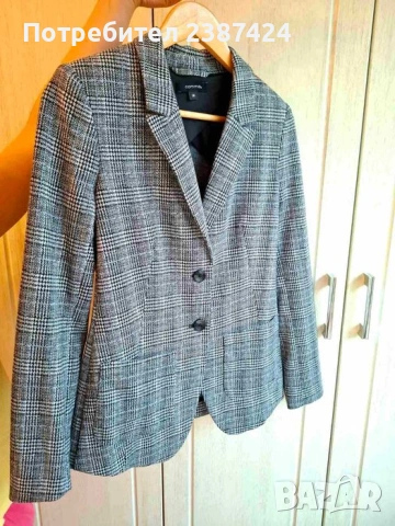 Дамско сако COMMA - номер 36, снимка 3 - Сака - 53171878