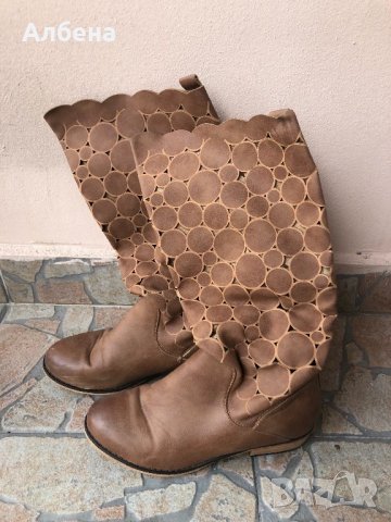 Дамски ботуши на дупки , снимка 1