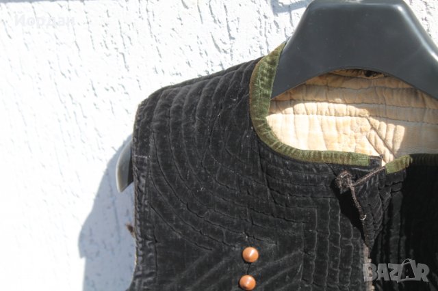 Елече от народна носия черно , снимка 4 - Антикварни и старинни предмети - 38258489
