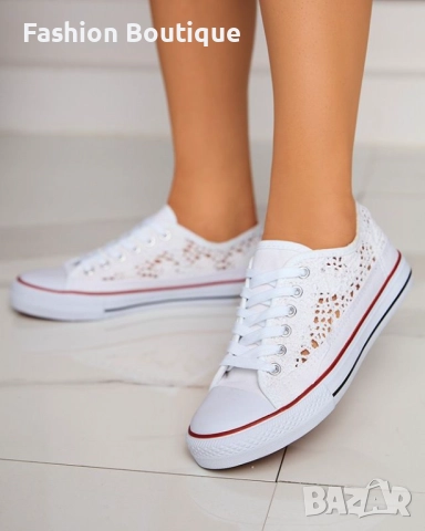 Италиански дамски кецове с дантела, последен 38 номер, снимка 5 - Маратонки - 51812089