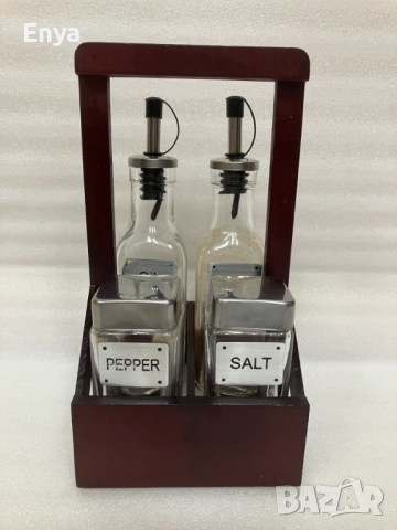 Оливерник в дървена стойка с дръжка