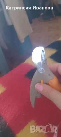 светеща ножичка за нокти за котки и кучета ,сух шампоан 