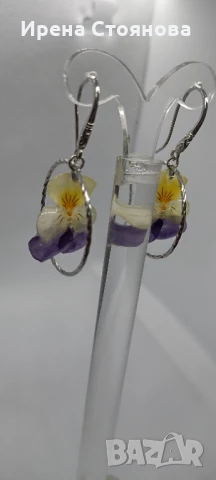 Обеци с естествен цвят на мини градинска теменужка. , снимка 8 - Обеци - 50995429