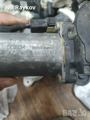 Механизъм за предно ляво стъкло Mercedes W210 , 0130821673, снимка 3 - Части - 51004039
