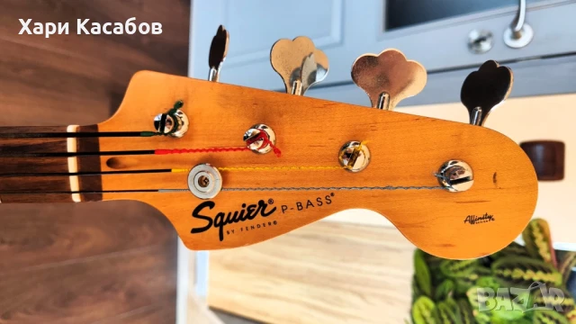 Бас китара Squier P, снимка 4 - Китари - 50665867