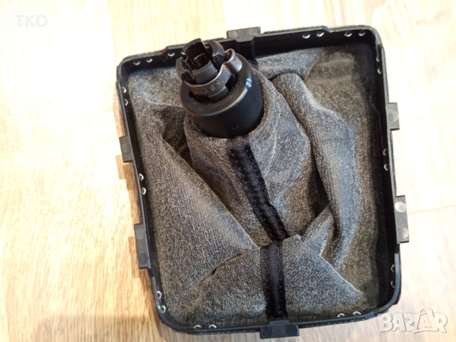 Топка за скоростен лост + маншон ръчни 6 скорости за VW Golf Plus и Tiguan, снимка 9 - Части - 52942155