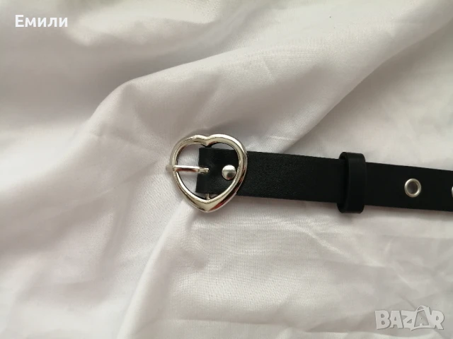 Комплект дамски кожен колан и чантичка сърце , снимка 6 - Колани - 51075547