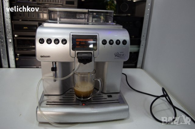 Кафеавтомат Saeco Royal , Устройство за пяна, Керамична мелачка, Авт. почистване, 1, снимка 2 - Кафемашини - 37000136