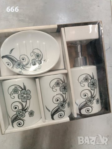 комплект за баня, снимка 3 - Други стоки за дома - 43537219