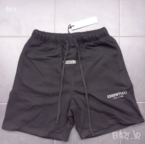 ОРИГИНАЛНИ Essentials къси панталонки , снимка 1