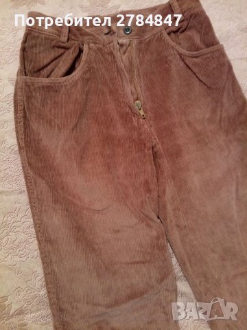 Дамски панталон кадифе, снимка 1 - Панталони - 37099647