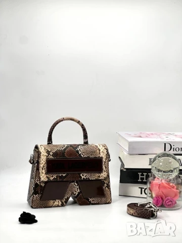 чанти karl lagerfeld , снимка 15 - Чанти - 50572456