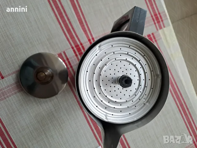 кафеварка на ток  ЕКСПРЕС произ 1977 г със цедка  нова, снимка 4 - Кани - 47987091