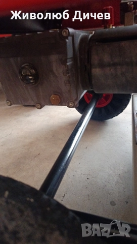 Професионална бензинова водоструйка , снимка 3 - Други машини и части - 51912949