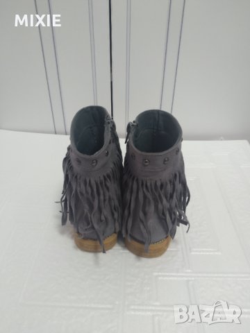 Отлични сиви детски боти с ресни, № 29, снимка 2 - Детски боти и ботуши - 32983883