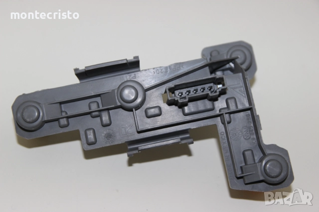 Дясна платка стоп VW Golf 5 комби (2007-2009г.) 1K9945258 Golf V Variant десен ламподържач, снимка 2 - Части - 52354807