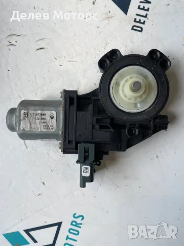 827203386R моторче за стъклоповдигач за задна дясна врата от Renault Talisman 1. 6 DCI, снимка 2 - Части - 50231118