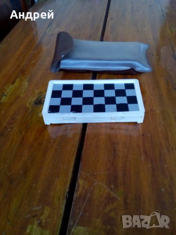 Стар магнитен шах #3, снимка 2 - Антикварни и старинни предмети - 27503402