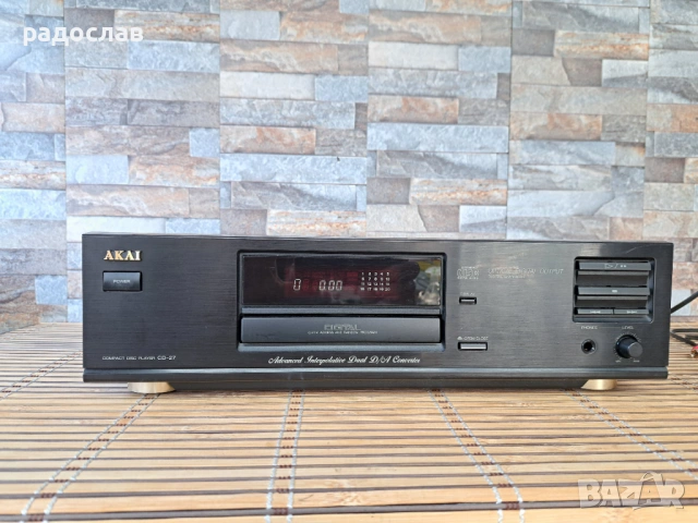 Akai CD-27