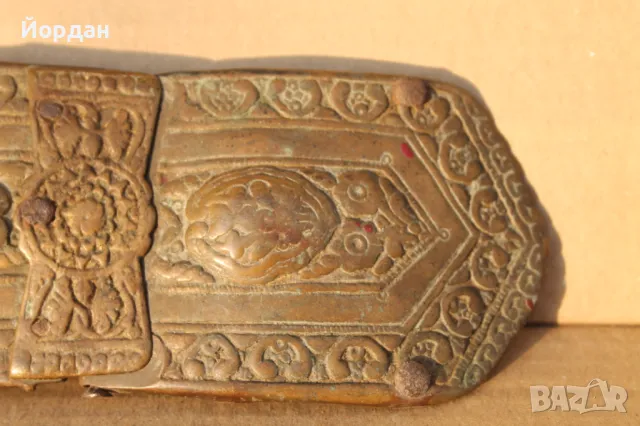 Стара бронзова пафта, снимка 4 - Антикварни и старинни предмети - 47790993