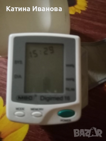 Продавам апарат за кръвно за китка. , снимка 3 - Друга електроника - 52277952