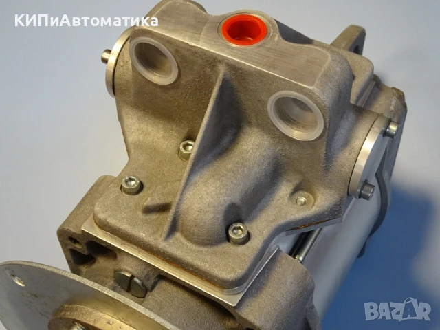 високонапорна бутална помпа Wagner typ 4-580 High Pressure Piston Pump, снимка 10 - Резервни части за машини - 50909610