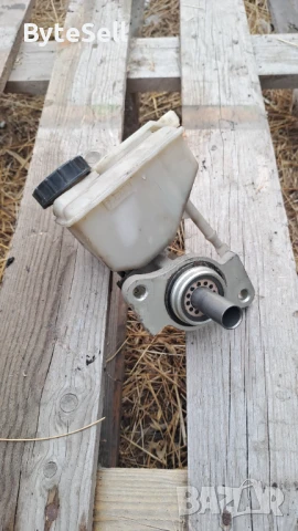 Главен спирачен цилиндър за Volvo S60 2005г, снимка 3 - Части - 51314958