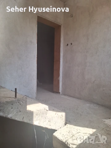 Продавам многофамилна къща в гр.Попово, снимка 17 - Къщи - 50596038