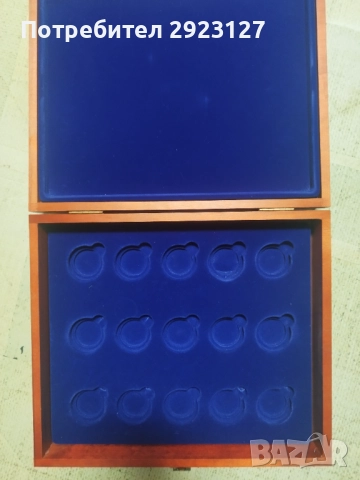 ЛУКСОЗНА ДЪРВЕНА КУТИЯ  ЗА СЪХРАНЕНИЕ НА МОНЕТИ /виж описанието/, снимка 2 - Нумизматика и бонистика - 52177745