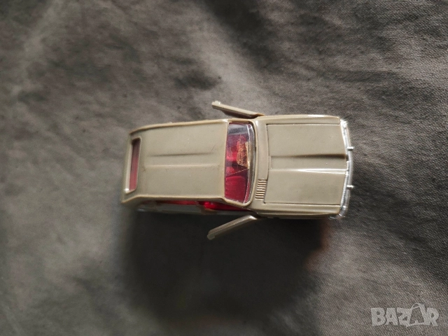 пластмасова количка Renault 16 1/43 СССР, снимка 9 - Коли, камиони, мотори, писти - 52599000