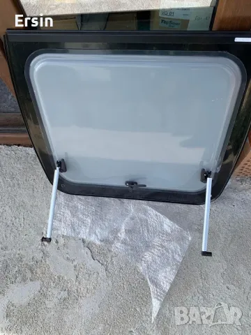 Чисто нов прозорец Dometic за Каравана Fendt С размер  600х520 за баня  Цена  за брой 600.00 лева, снимка 6 - Къмпинг мебели - 49322062