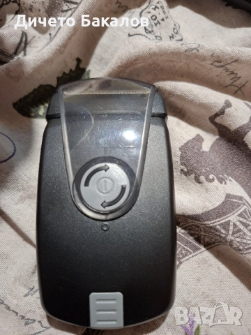 Електрическа самобръсначка REMINGTON , снимка 2 - Електрически самобръсначки - 52514444