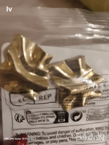 Елегантни дамски обеци на винт , снимка 3 - Обеци - 52841457