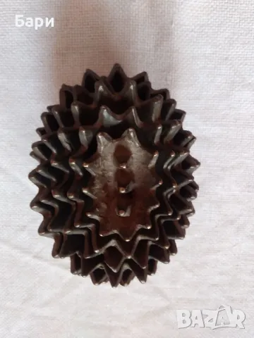 Стари дизайнерски бронзови пепелници с таралежи, в стил Walter Bosse, снимка 6 - Антикварни и старинни предмети - 47755779