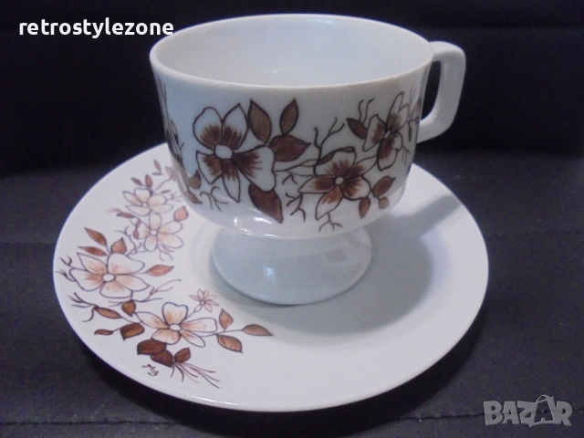 № 8508 Двоен сет порцеланова чашка с чинийка Eschenbach Bavaria , снимка 5 - Други ценни предмети - 53575510