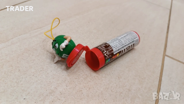 Колекция Диспенсер за M & M's бонбони вентилатор играчка, снимка 10 - Коли, камиони, мотори, писти - 36523149