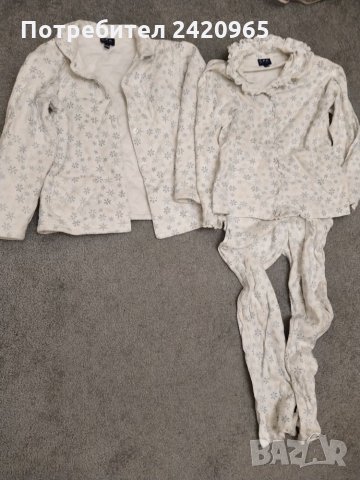 C.f.k. комплект жилетка и пижама със снежинки