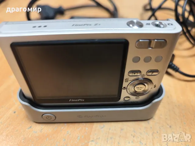 FUJIFILM FINEPIX Z1, снимка 3 - Фотоапарати - 49110887
