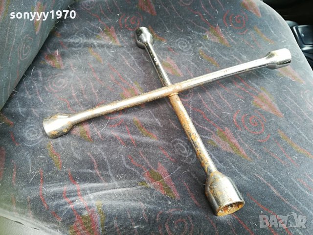 КРЪСТАЧКА-КЛЮЧ ЗА ГУМИ внос германия 1406211330, снимка 2 - Аксесоари и консумативи - 33210592