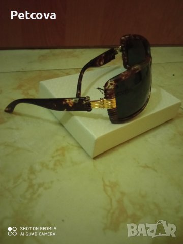 Слънчеви очила, снимка 1 - Слънчеви и диоптрични очила - 38899815