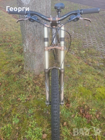 Планински велосипед, Downhill, Specialized Enduro