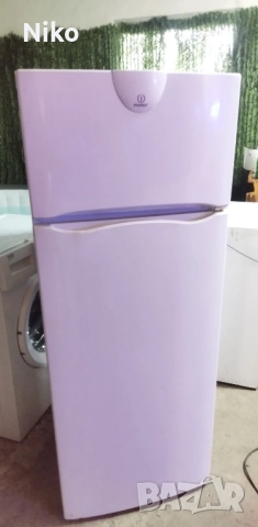 Хладилник с камера Indesit 