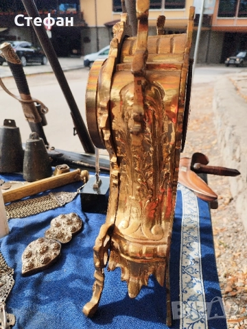 Стар бронзов часовник., снимка 2 - Антикварни и старинни предмети - 51702450