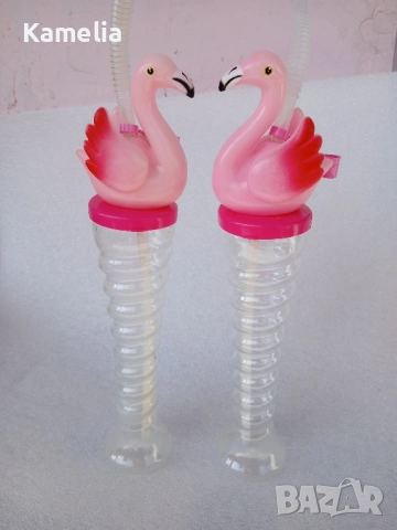 Фламинго - коктейлни чаши със сламка