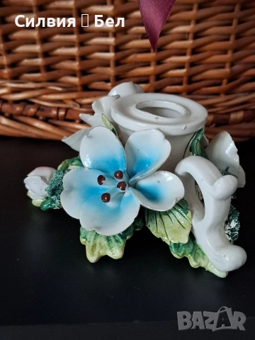 Винтидж свещник *Capodimonte* , снимка 12 - Декорация за дома - 51893367