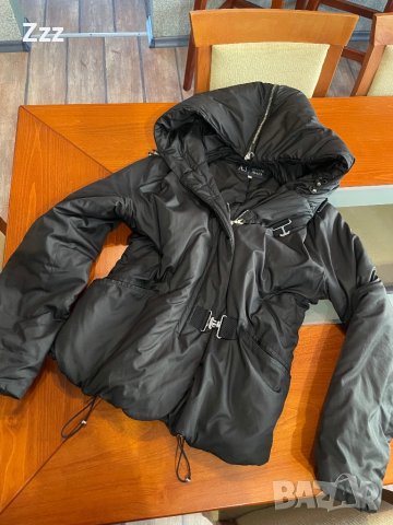 Дамско оригинално яке Armani