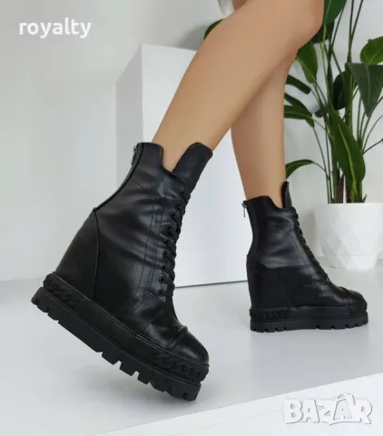 Боти на платформа - черна кожа
