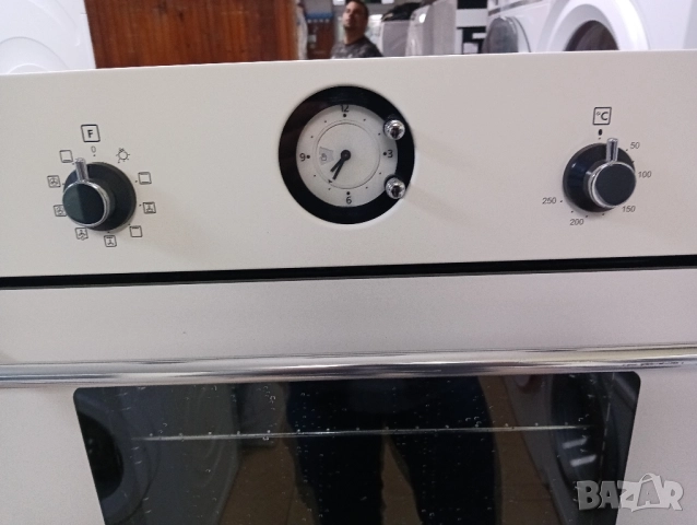 Бежава ретро дизайн фурна за вграждане с 2 години гаранция!, снимка 3 - Печки, фурни - 51945734