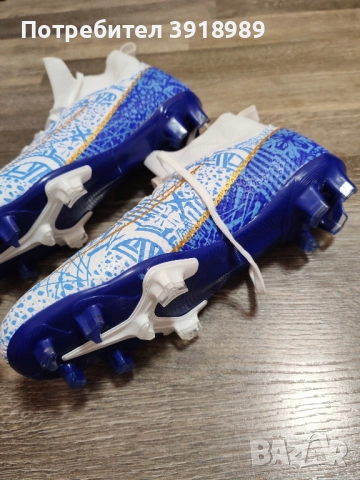 Продавам чисто нови футболни бутонки – 37 номер, снимка 3 - Футбол - 51773080