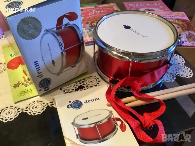 Ново Барабанче в кутия Itstmagical ,с палки и книжка, снимка 4 - Музикални играчки - 51943065